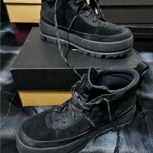 UGG Men's Black Chunky Sole Boots